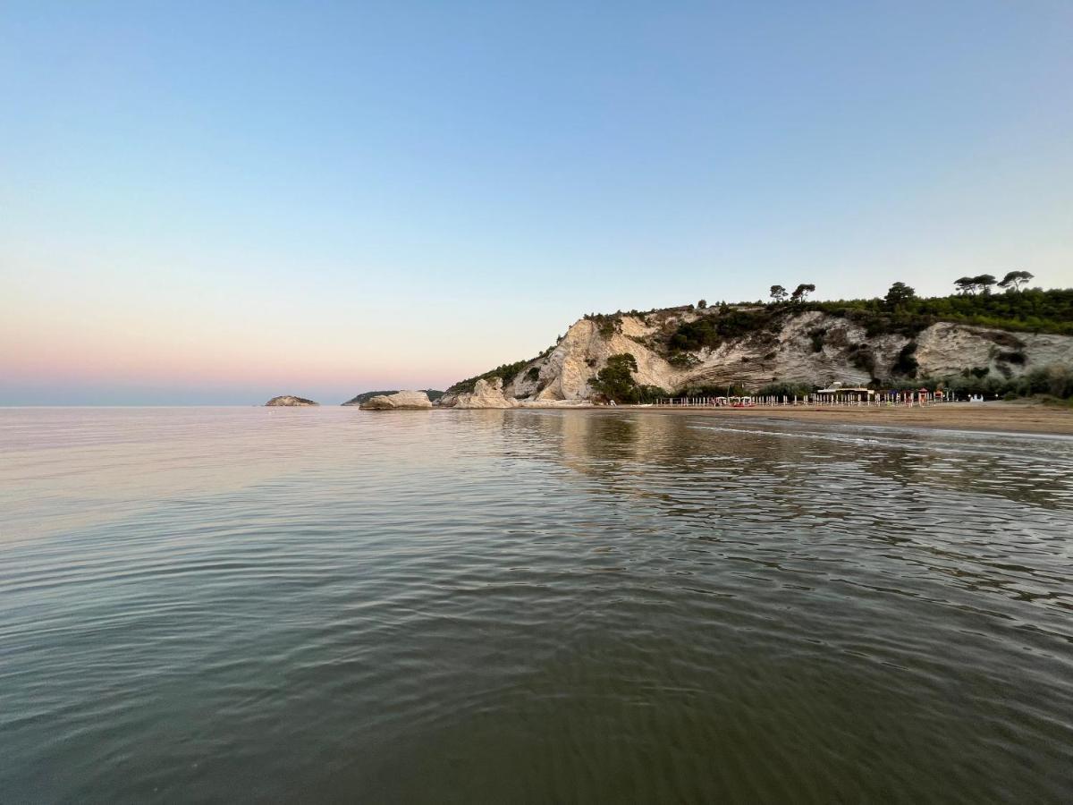Villa Latino Βιέστε Εξωτερικό φωτογραφία